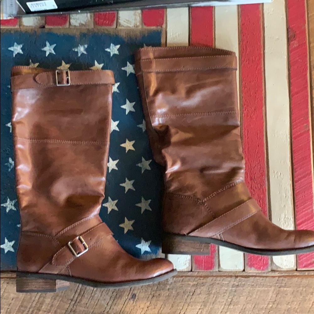 NIB Dolce Vita Twisp Brown Boot